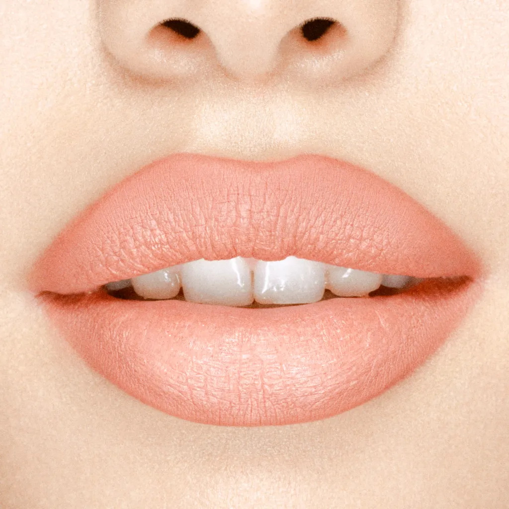 peachy-lipstick.png